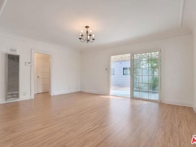 House for sale in Larchmont, Los Angeles