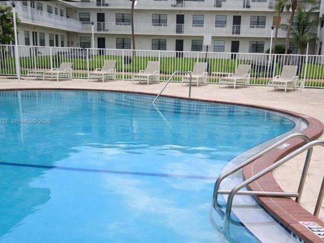 Condo for sale in Dania, Florida