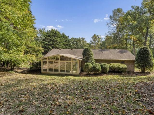 House for sale in Piney Flats, East Tennessee