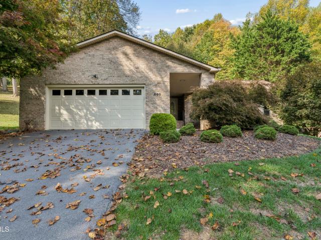 House for sale in New Bethel, Piney Flats