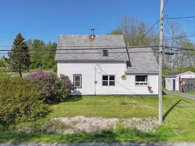 House for sale in Fauxburg, Nova Scotia