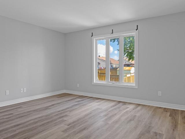 Apartment for rent in Alfred And Plantagenet, Ontario