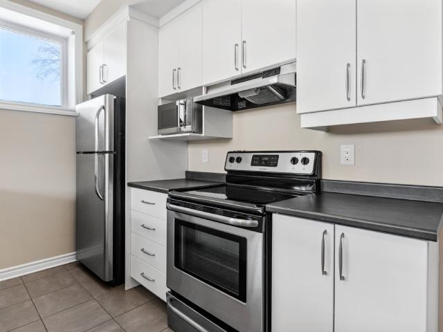 Apartment for rent in Alfred And Plantagenet, Ontario