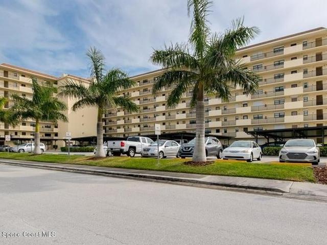 Condo for sale in Indian Harbour Beach, Brevard County