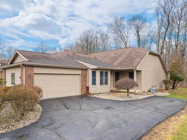 Condo for sale in Adrian, Michigan