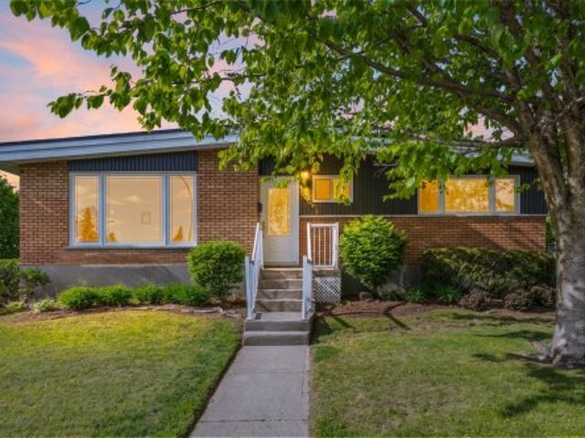 House for sale in Sainte-dorothee, Quebec