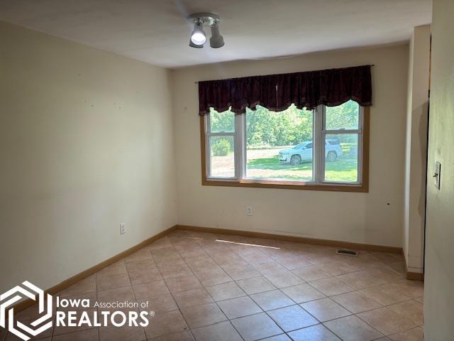 House for sale in Oquawka, Illinois