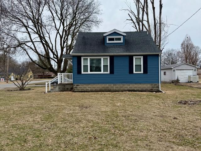 House for sale in Douglas, Illinois