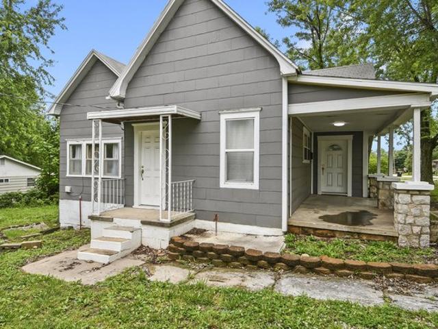 House for sale in El Dorado Springs, Missouri