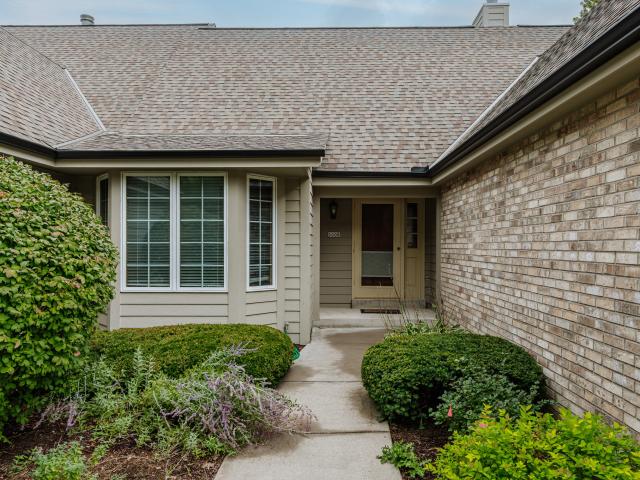 Condo for sale in Brookfield, Waukesha County