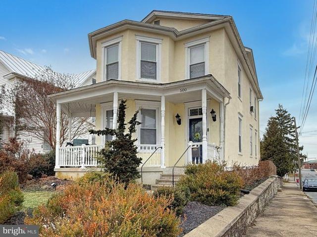 House for sale in Kearneysville, West Virginia