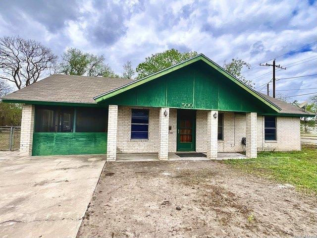 House for sale in Bee, Texas