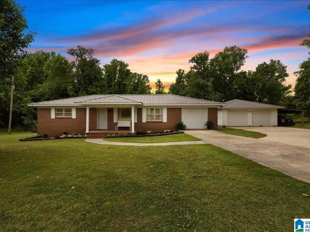 House for sale in Guntersville, Alabama
