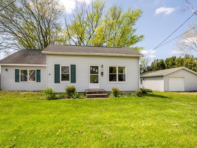 House for sale in Three Oaks, Michigan