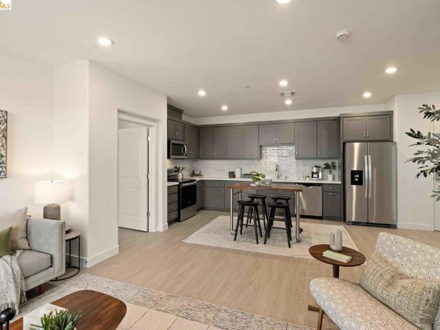 Condo for sale in Hayward, California
