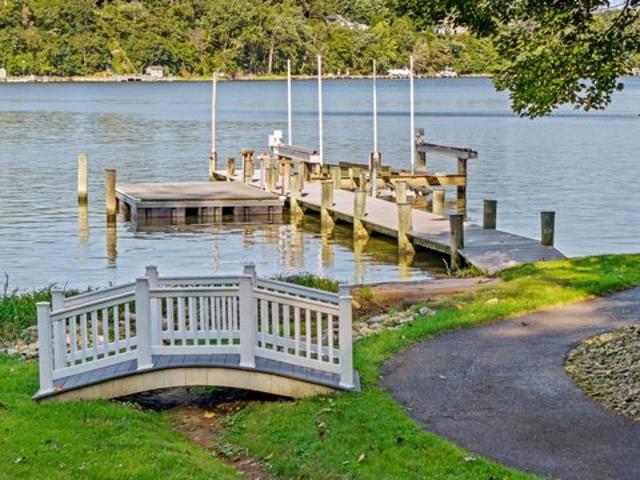 House for sale in Riva, Maryland