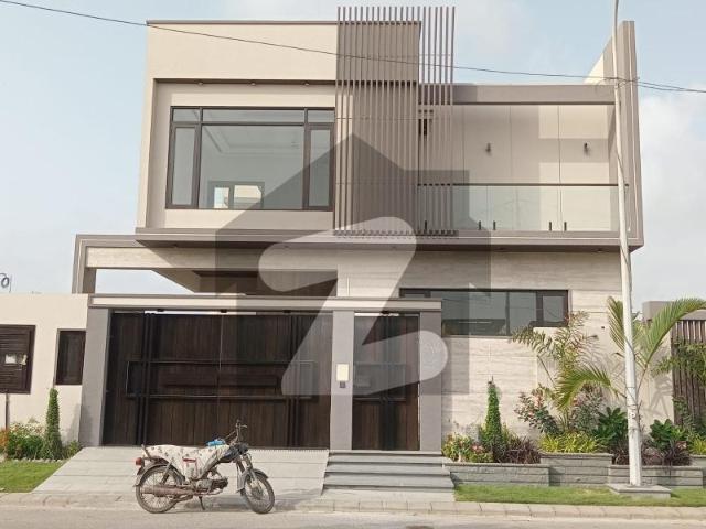 House for sale in 8 ڈی ایچ اے فیز, کراچی ڈویژن