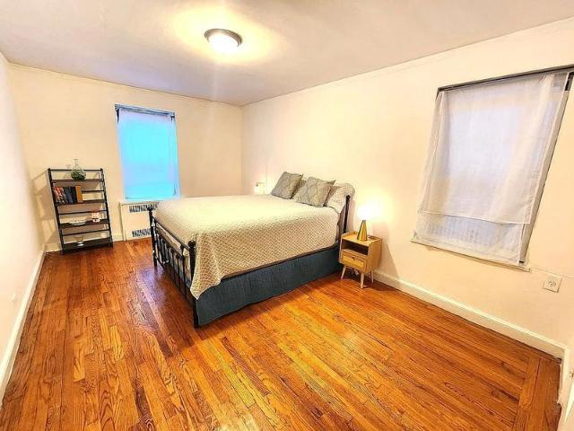 Room for rent in The Bronx, Arverne