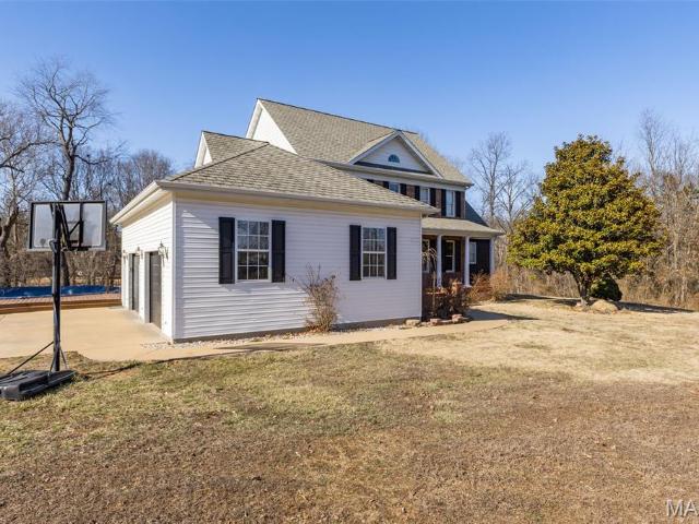 House for sale in Mineral Point, Missouri