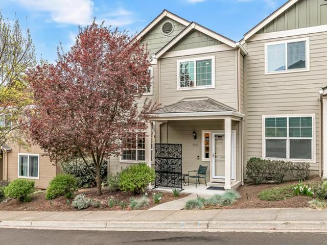 Townhouse for sale in Oregonia
