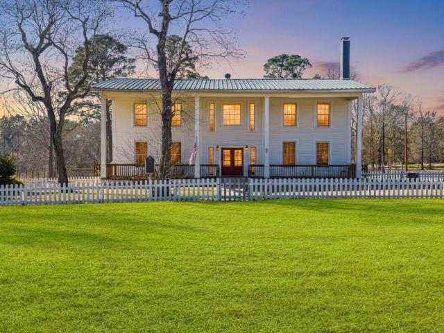 Farm for sale in Oakhurst, Texas