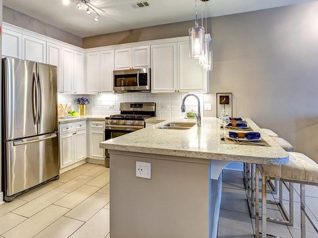 Apartment for rent in Aurora, Illinois