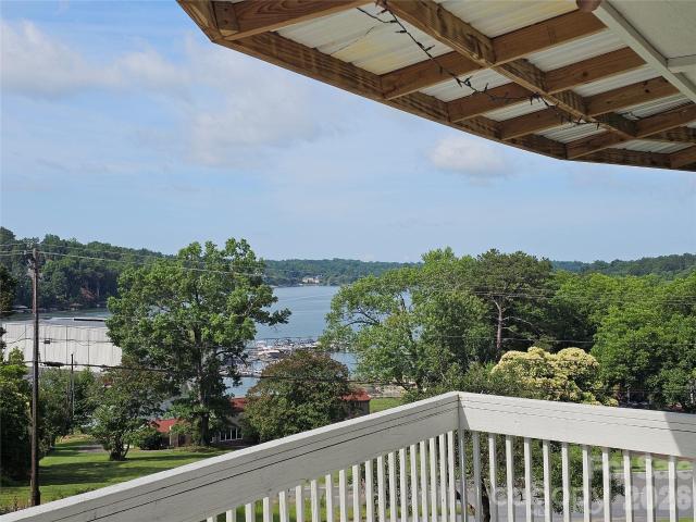 House for sale in Hickory, North Carolina