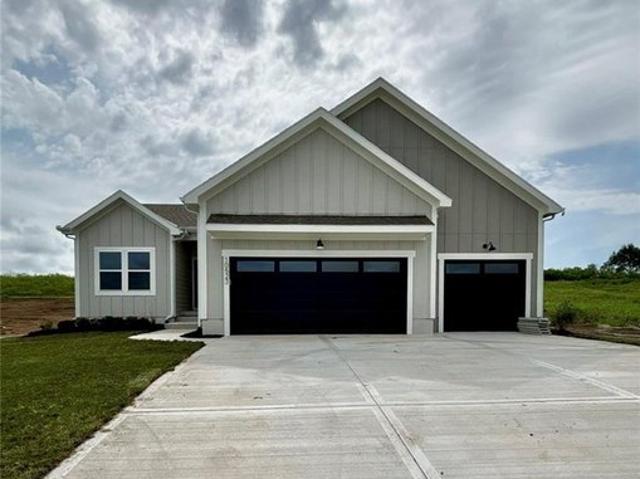 House for sale in Blue Springs, Missouri