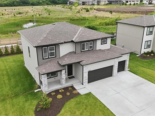 House for sale in Blue Springs, Missouri