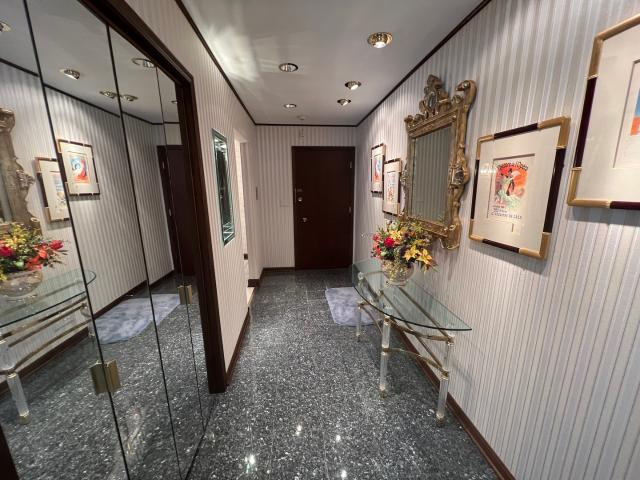 Condo for sale in Park Ridge, Illinois