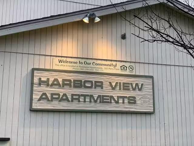 House for rent in Oak Harbor