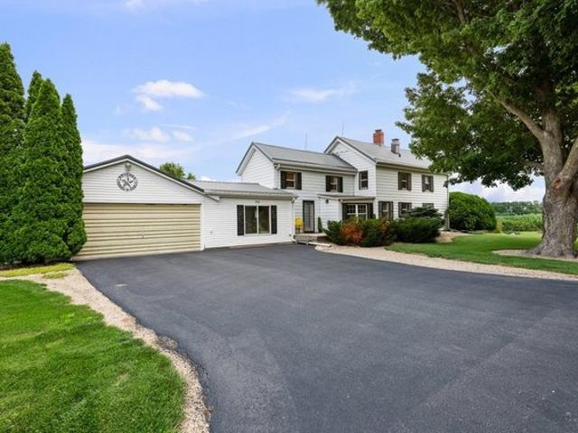 House for sale in Woosung, Illinois
