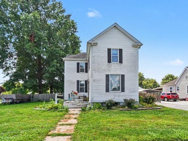 House for sale in Mount Olive, Illinois