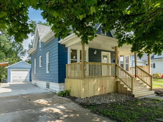 House for sale in Sumner, Iowa