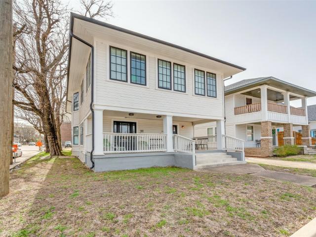Duplex for sale in Dallas