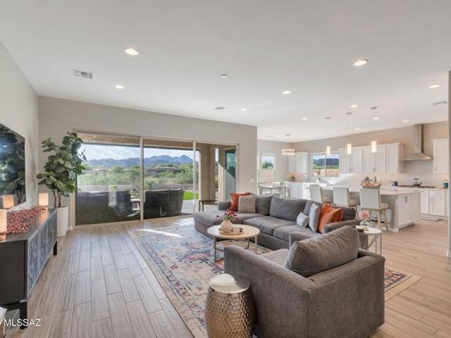 House for sale in Oro Valley, Arizona