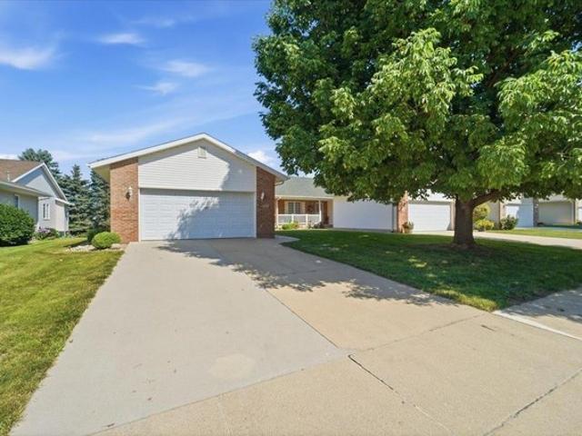 Condo for sale in Hudson, Iowa
