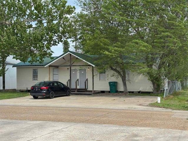 House for sale in Sulphur, Louisiana