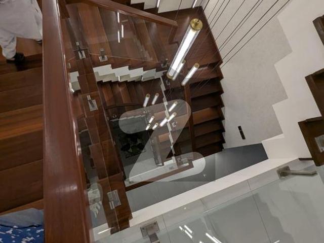 House for sale in 8 ڈی ایچ اے فیز, کراچی ڈویژن