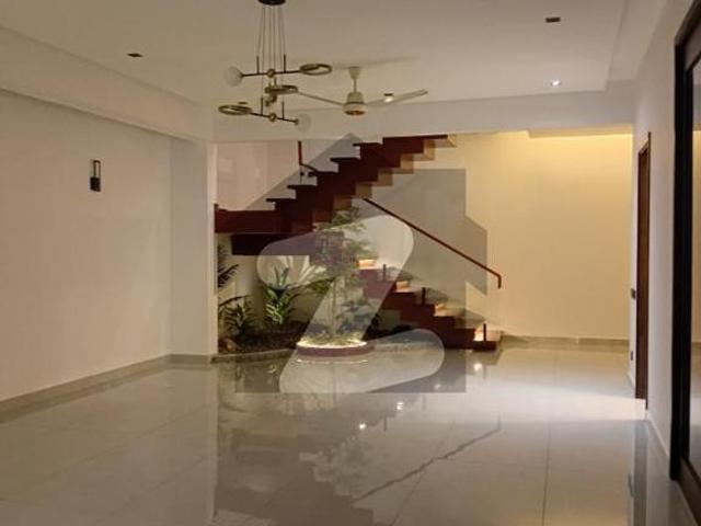 House for sale in 8 ڈی ایچ اے فیز, کراچی ڈویژن