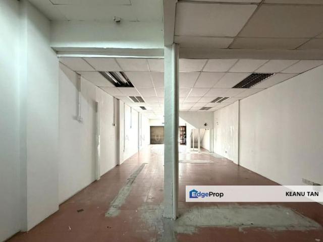 Shop for rent in KL Eco City, Kuala Lumpur