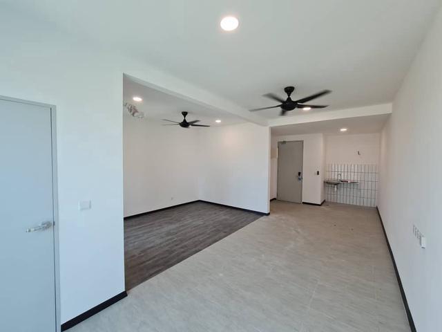 Serviced Residence for sale in Wellesley, Penang