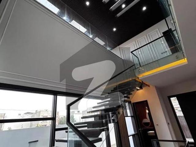 House for sale in 8 ڈی ایچ اے فیز, کراچی ڈویژن