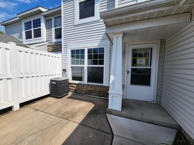 Townhouse for sale in Hugo, Minnesota