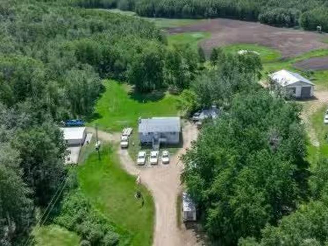 House for sale in Beaver, Alberta