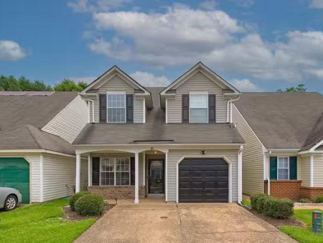 Condo for rent in Hampton