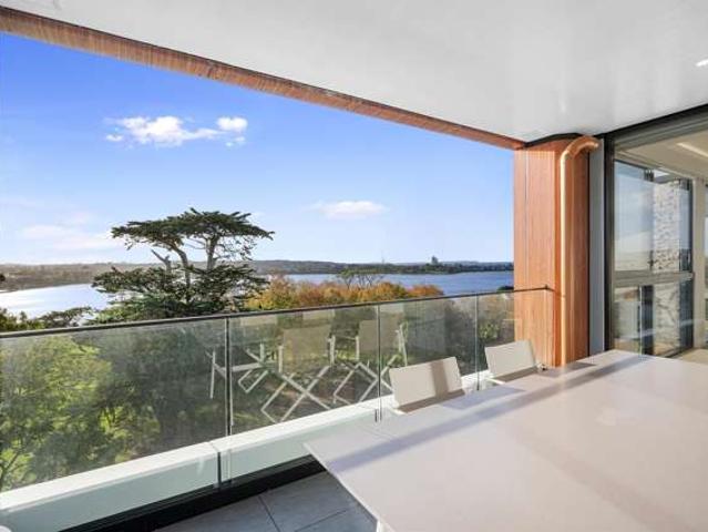 Apartment for sale in Takapuna, Oroua County