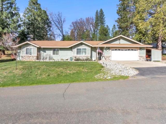 House for sale in Grizzly Flats, California