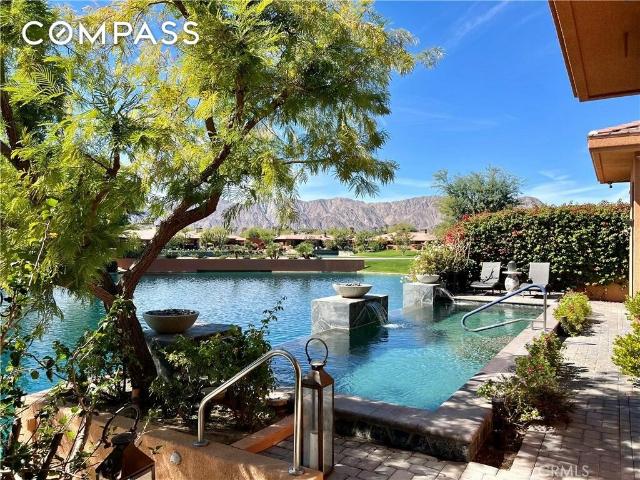 Townhouse for sale in La Quinta Townhouse for sale in La Quinta