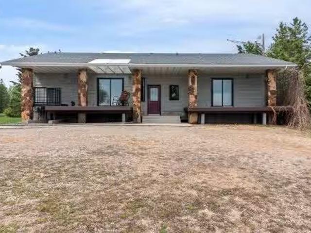 House for sale in Alberta